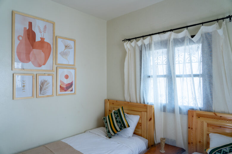 triple room at anza surfhouse with decorations